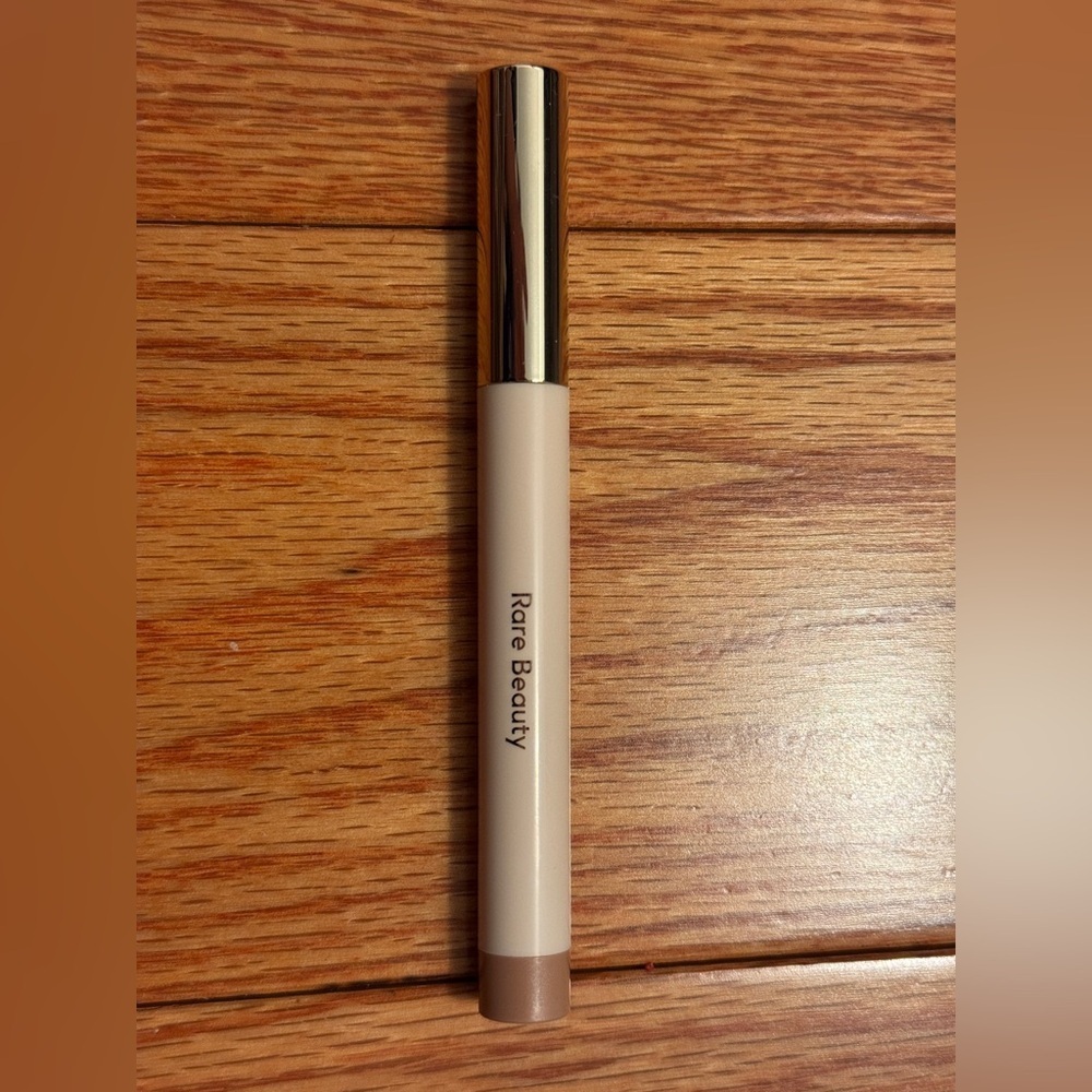 Rare Beauty by Selena Gomez Shadow Stick in Integrity - Picture 4 of 6